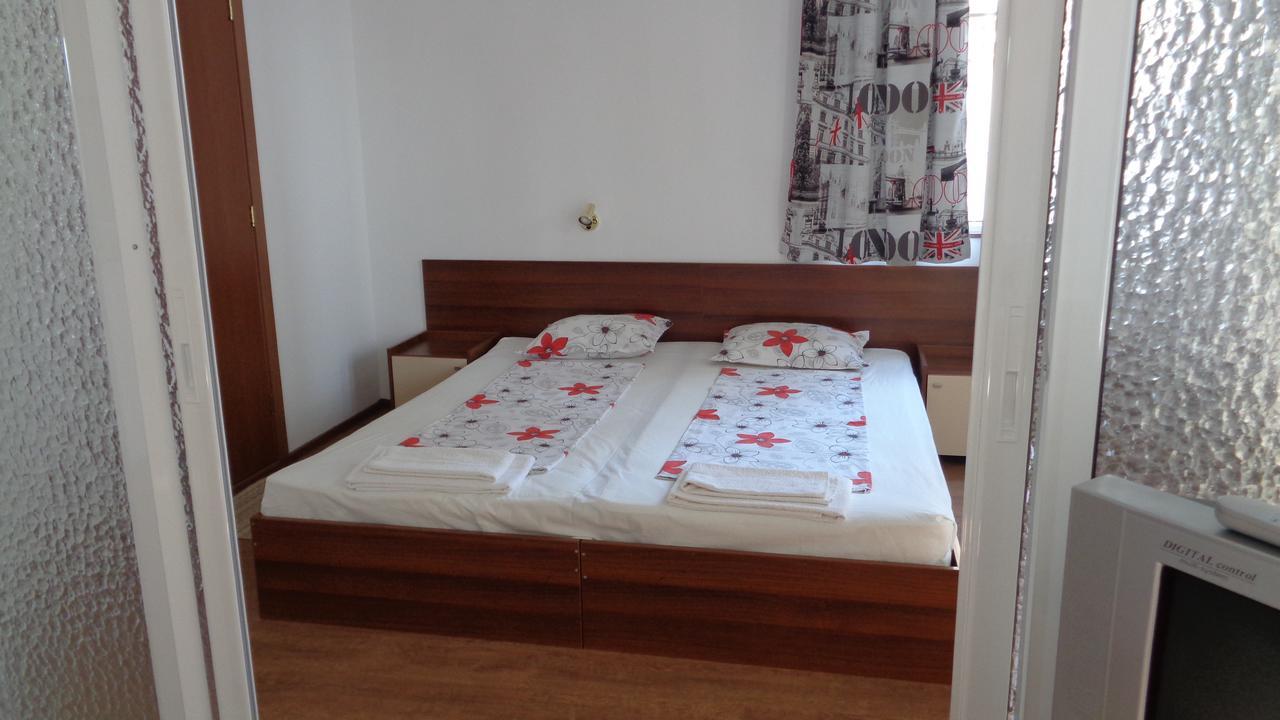 Vlasta Guest House Sozopol Exterior photo