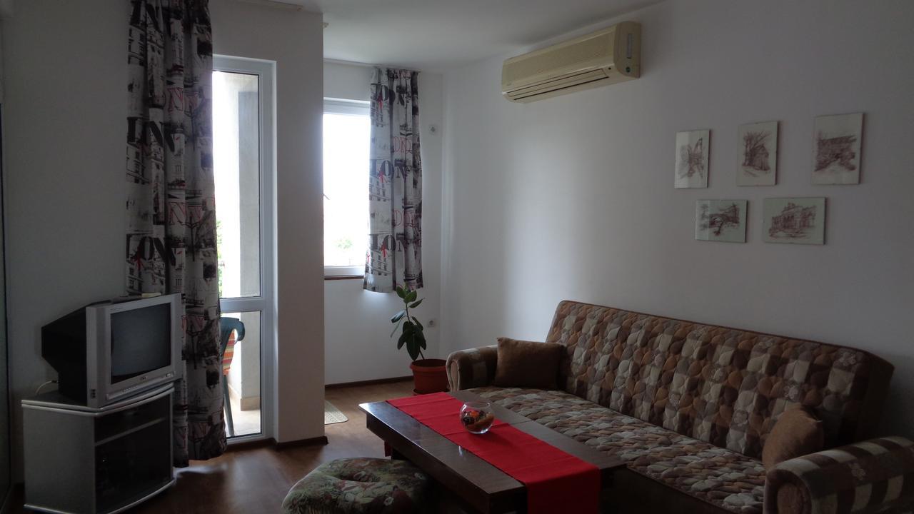 Vlasta Guest House Sozopol Exterior photo